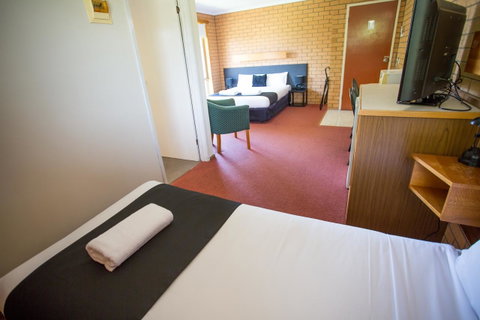 Blue Whale Motor Inn & Apartments - Great Ocean Road Tourism 12