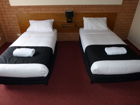 Blue Whale Motor Inn & Apartments - Great Ocean Road Tourism 29