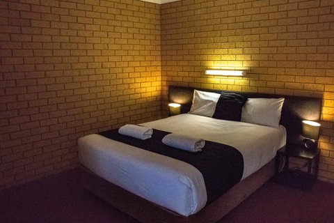 Blue Whale Motor Inn & Apartments - Great Ocean Road Tourism 10