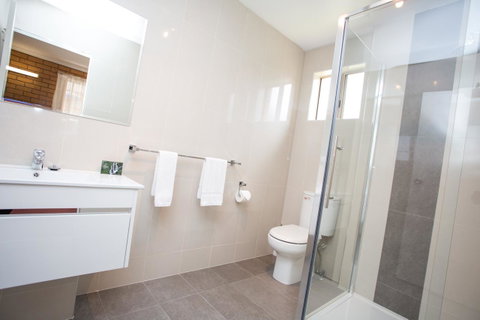 Blue Whale Motor Inn & Apartments - Great Ocean Road Tourism 7