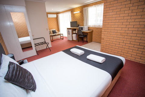 Blue Whale Motor Inn & Apartments - Great Ocean Road Tourism 9