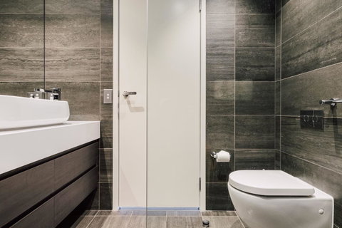 Docklands Waterfront Luxury Villa - Great Ocean Road Tourism 20