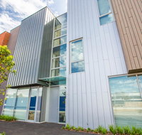 Docklands Waterfront Luxury Villa - Great Ocean Road Tourism