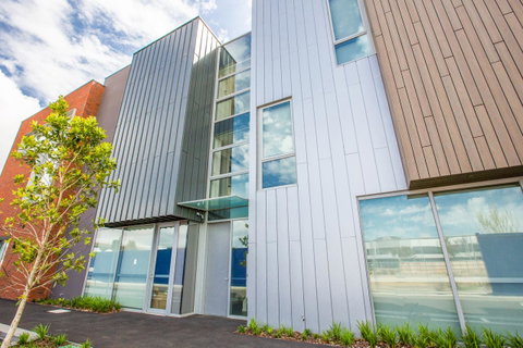 Docklands Waterfront Luxury Villa - Great Ocean Road Tourism 0