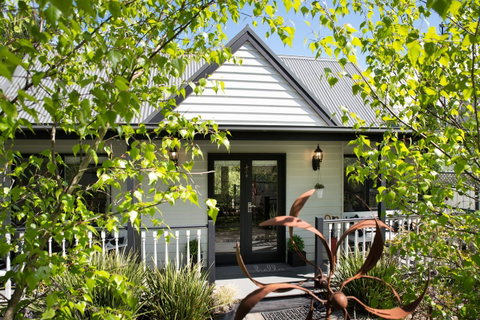 Cottage 4A - Great Ocean Road Tourism 1