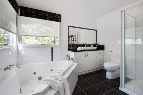 Cottage 4A - Great Ocean Road Tourism 8