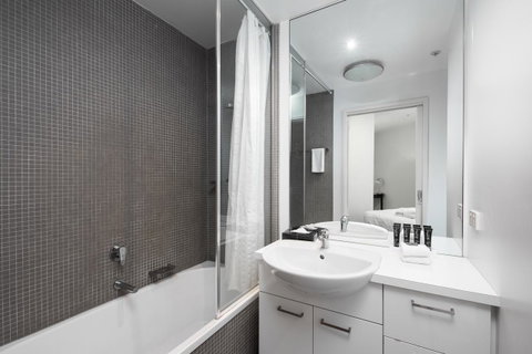 Dockland Kings Lucky 805 - Great Ocean Road Tourism 3