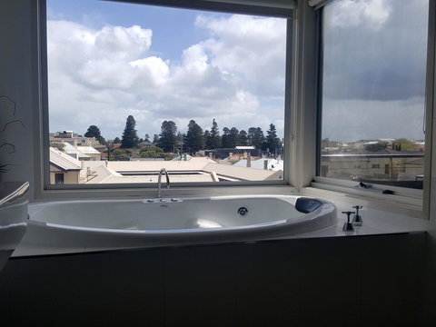 104 On Merri Apartments - Great Ocean Road Tourism 22