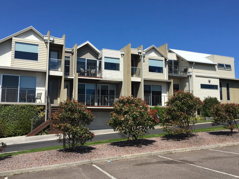 104 On Merri Apartments - Great Ocean Road Tourism 1