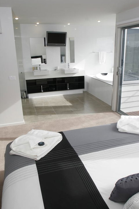 104 On Merri Apartments - Great Ocean Road Tourism 5