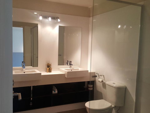 104 On Merri Apartments - Great Ocean Road Tourism 23