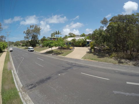 Cool Bananas Backpackers - Great Ocean Road Tourism 1