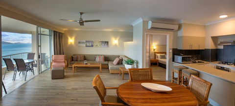Whitsunday Apartments - Great Ocean Road Tourism 5