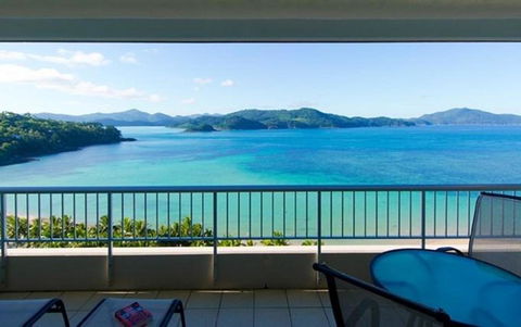 Whitsunday Apartments - Great Ocean Road Tourism 14