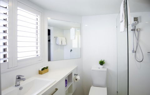 Ocean Breeze Resort - Great Ocean Road Tourism 21