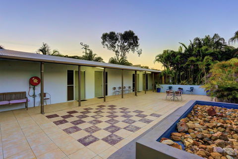 Sandcastles 1770 Motel & Resort - Great Ocean Road Tourism 17