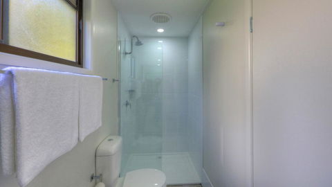 Alex Beach Cabins And Tourist Park - Great Ocean Road Tourism 28