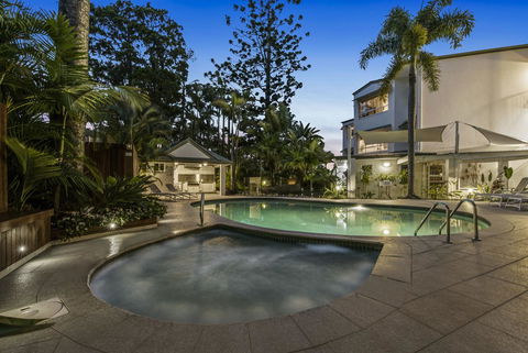 The Lookout Resort Noosa - Great Ocean Road Tourism 1