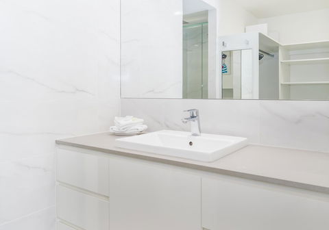 Noosa Hill Resort - Great Ocean Road Tourism 24