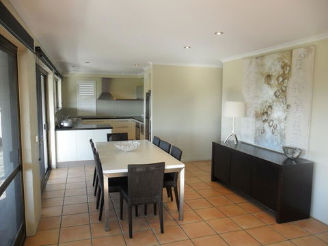 Myuna Holiday Apartments - Great Ocean Road Tourism 32