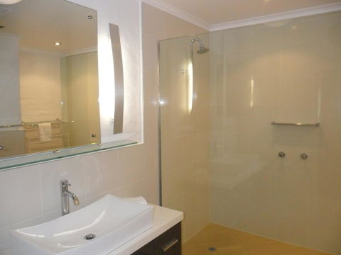 Myuna Holiday Apartments - Great Ocean Road Tourism 42