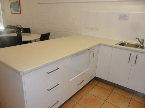 Myuna Holiday Apartments - Great Ocean Road Tourism 33