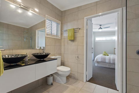 Pandanus Spa Cottage - Great Ocean Road Tourism 4