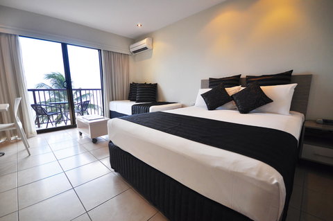 Aquarius On The Beach - Great Ocean Road Tourism 7