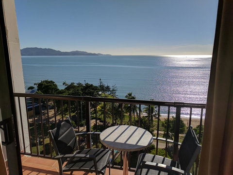 Aquarius On The Beach - Great Ocean Road Tourism 9