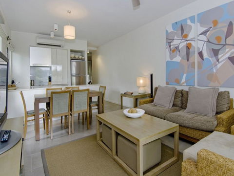 Beach Club Port Douglas Luxury Apartments - Great Ocean Road Tourism 2
