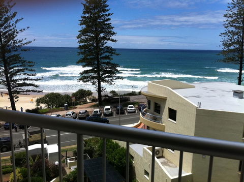 Coolum Caprice - Great Ocean Road Tourism 13