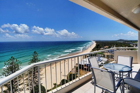 Coolum Caprice - Great Ocean Road Tourism 35