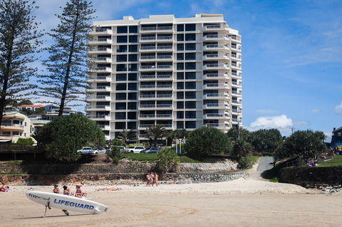 Coolum Caprice - Great Ocean Road Tourism 0