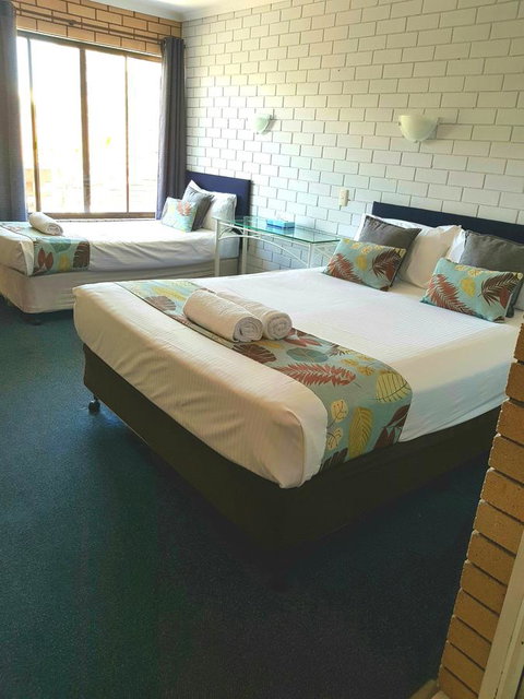 Twin Pines Motel - Great Ocean Road Tourism 4
