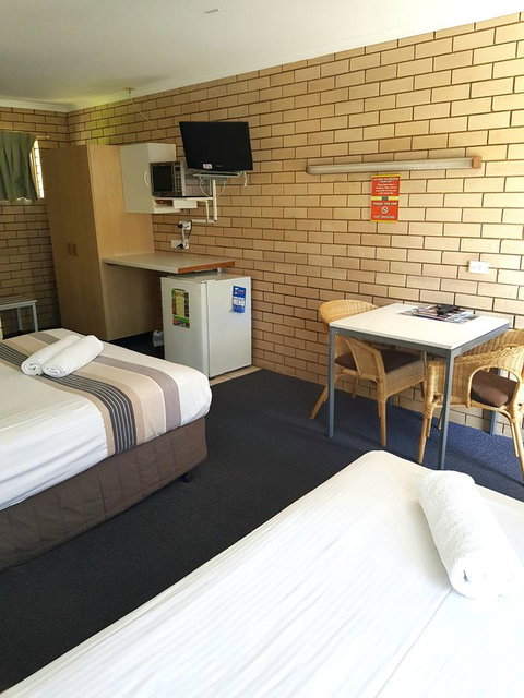 Twin Pines Motel - Great Ocean Road Tourism 2