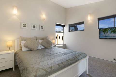 Redvue Holiday Apartments - Great Ocean Road Tourism 32