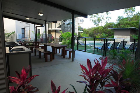 Agnes Water Beach Club - Great Ocean Road Tourism 16