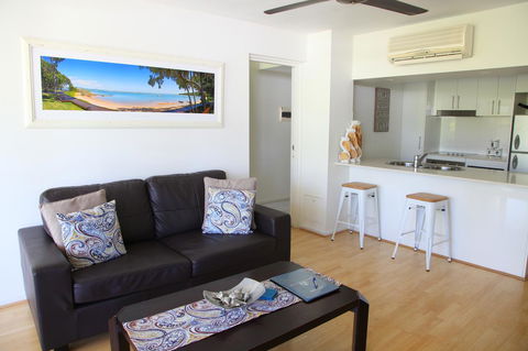 Agnes Water Beach Club - Great Ocean Road Tourism 13
