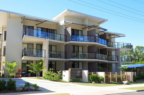 Agnes Water Beach Club - Great Ocean Road Tourism 3