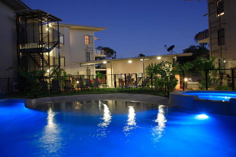 Agnes Water Beach Club - Great Ocean Road Tourism 0