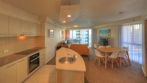 Cilento Mooloolaba - Great Ocean Road Tourism 8