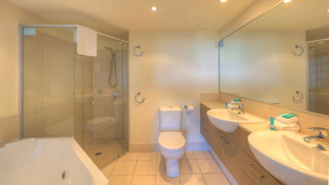 Cilento Mooloolaba - Great Ocean Road Tourism 9