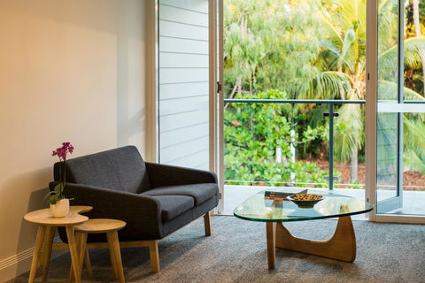 Heart Hotel And Gallery Whitsundays - Great Ocean Road Tourism 15