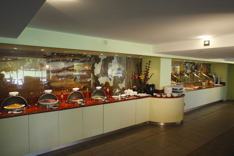 Pacific Hotel Cairns - Great Ocean Road Tourism 31