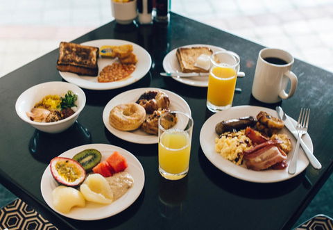 Pacific Hotel Cairns - Great Ocean Road Tourism 11