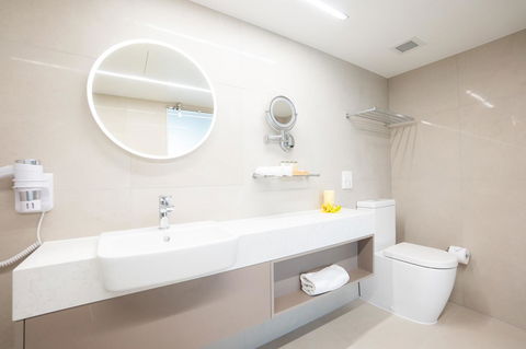 Pacific Hotel Cairns - Great Ocean Road Tourism 21