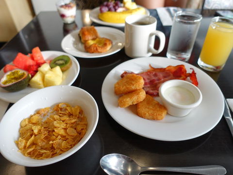 Pacific Hotel Cairns - Great Ocean Road Tourism 14