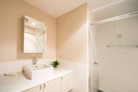 Whitsunday Reflections - Great Ocean Road Tourism 3