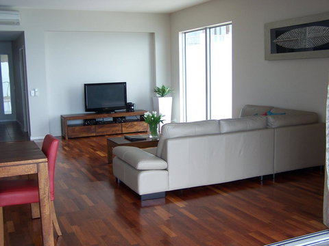 Whitsunday Reflections - Great Ocean Road Tourism 29