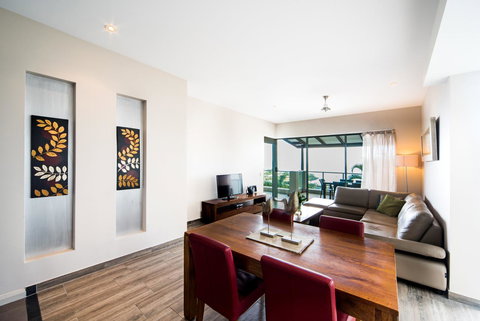 Whitsunday Reflections - Great Ocean Road Tourism 23